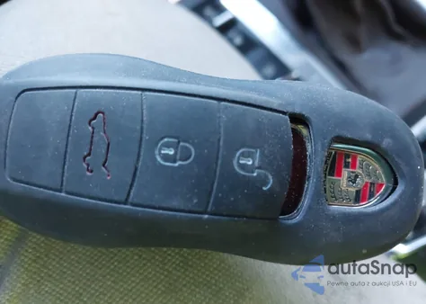 2016 Porsche Macan S из США, поврежденный, VIN WP1AB2A52GLB49828